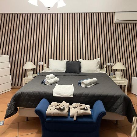 Bed and Breakfast Anna'S Garden Torrevieja Exterior foto